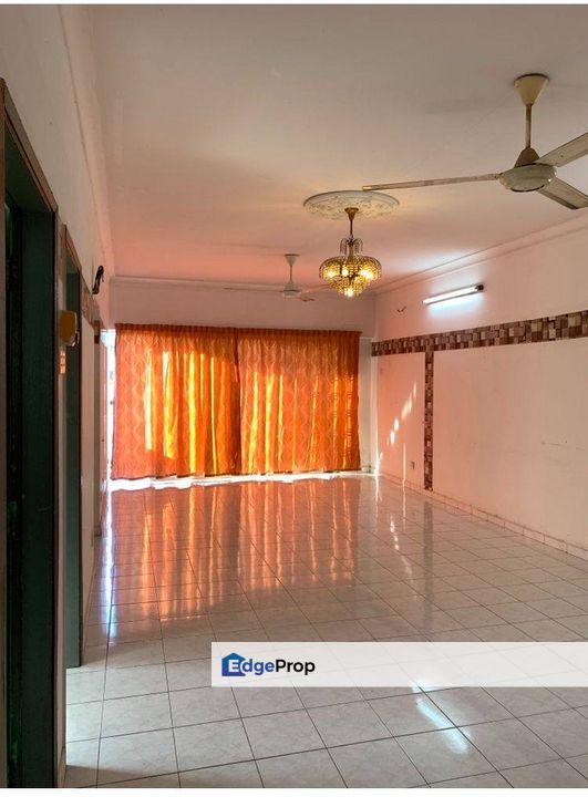 Corner Unit Sri Cendekia Condo, Taman Connaught, Cheras, Kuala Lumpur, Cheras