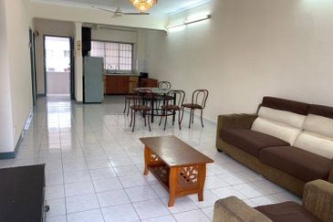 Taman Connaught (Sri Cendekia)