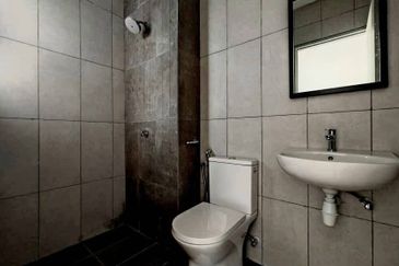 Bandar Tun Hussein Onn