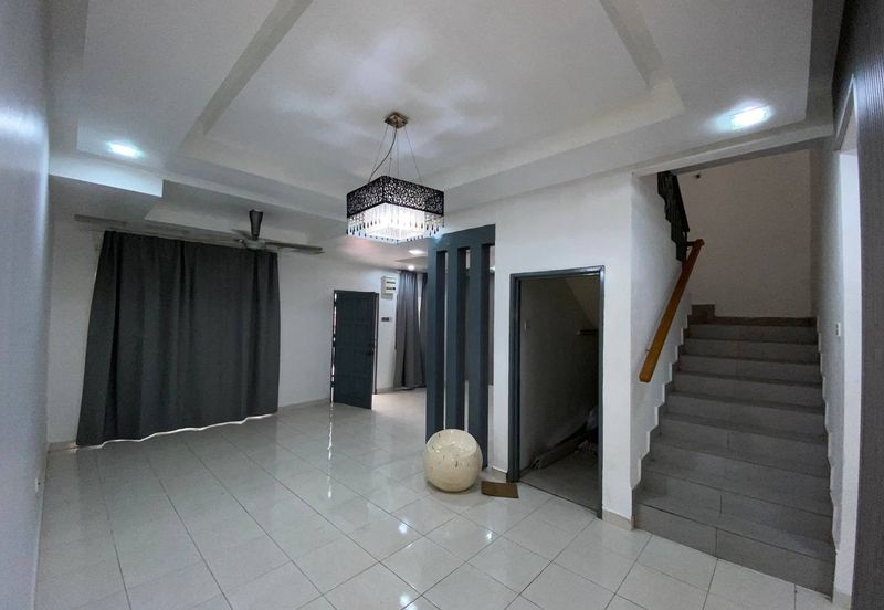 Jalan Suakasih @ Tun Hussein Onn