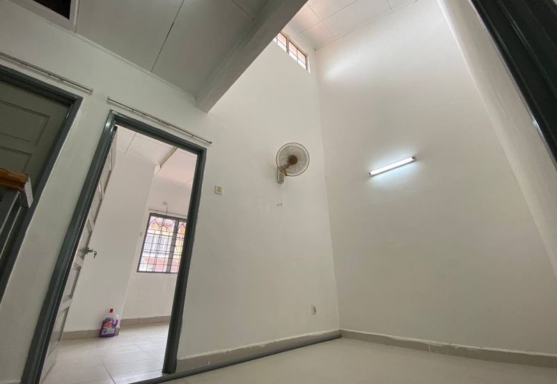 Jalan Suakasih @ Tun Hussein Onn