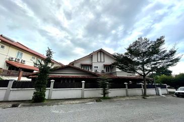 Bandar Tun Hussein Onn