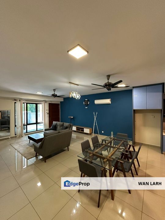 The Strata Townhouse @ Bandar Puteri Bangi Ground Unit - Fully Furnished with Renovated, Selangor, Bangi