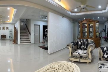 Corner Lot Double Storey Extended/Renovated Bandar Baru Sungai Long