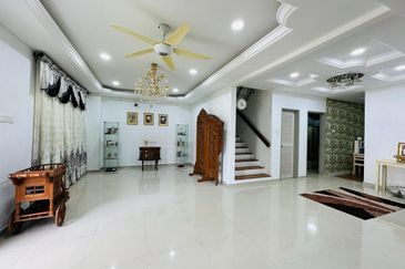 Corner Lot Double Storey Extended/Renovated Bandar Baru Sungai Long