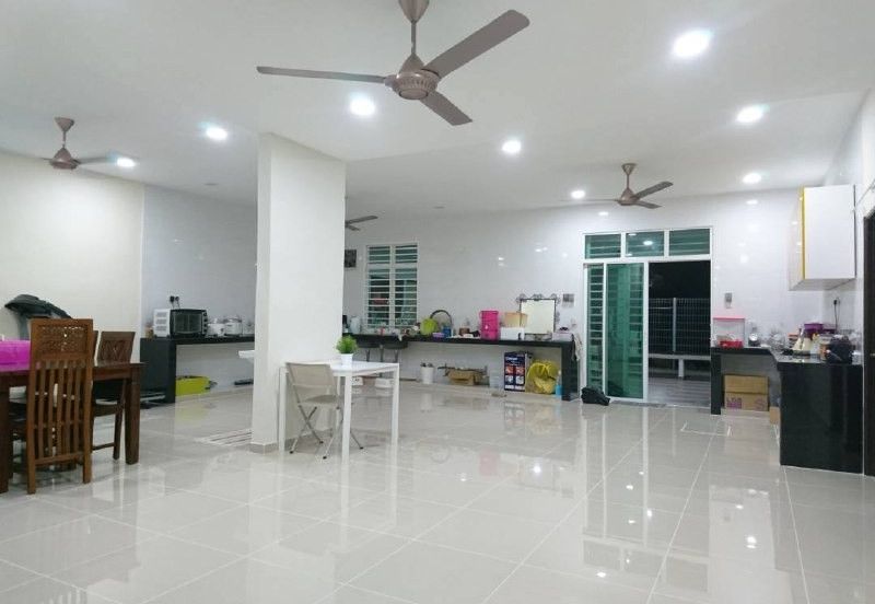 Persiaran Desa Pinggiran Putra 