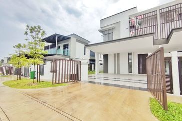 Frossa @ Setia Ecohill 2