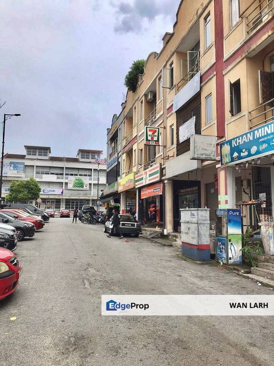 FACING OPEN 3 Storey Shoplot Desa Permai Ampang, Taman Dato Ahmad Razali, Ampang Jaya, Kuala Lumpur, Ampang