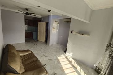 Taman Pinggiran Delima