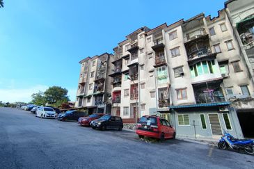 Taman Pinggiran Delima