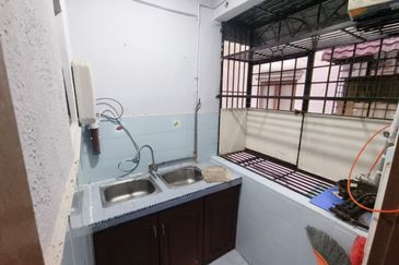 Taman Pinggiran Delima