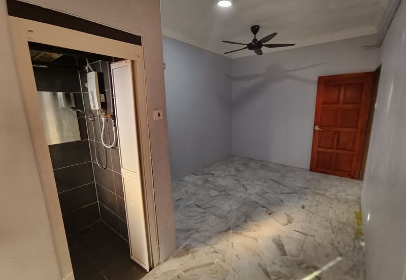 Taman Pinggiran Delima