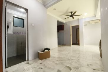 Taman Pinggiran Delima