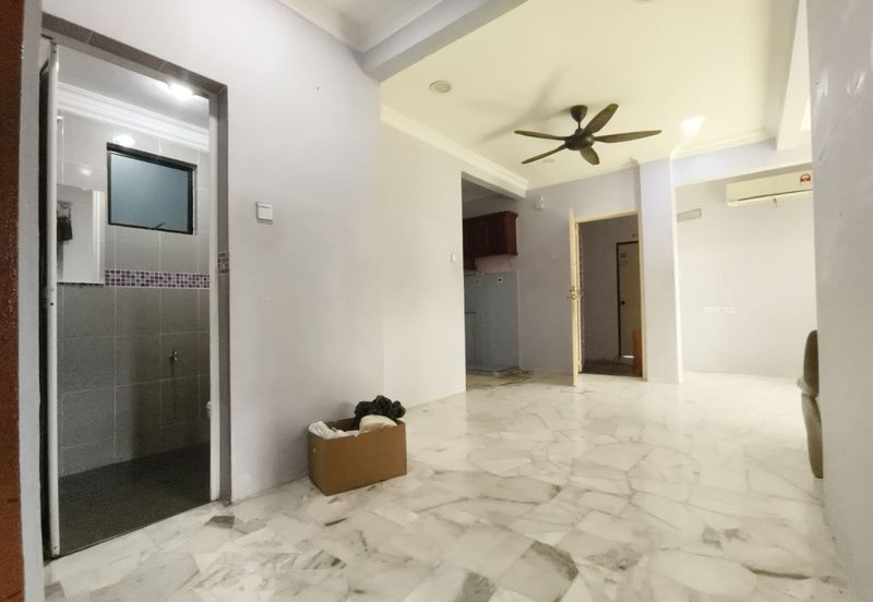 Taman Pinggiran Delima