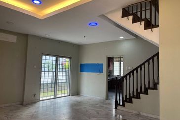 ENDLOT 2 STOREY TERRACE SETIAWANGSA KL