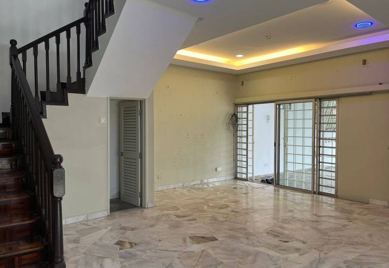 ENDLOT 2 STOREY TERRACE SETIAWANGSA KL