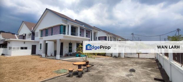 End Lot 2 Storey Semi D Cluster in Bayu Suria Puncak Alam, Selangor, Bandar Puncak Alam