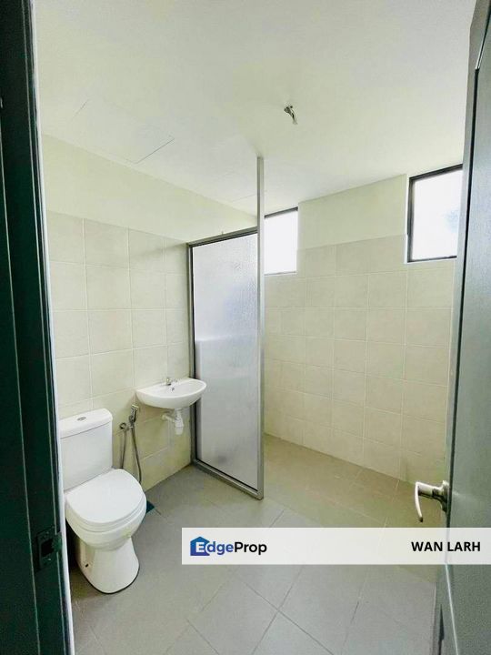 3 Storey Semi D, Bandar Baru Bangi for Sale 🔥🔥  Jalan Sentosa Near Teras Jernang, Selangor, Bangi