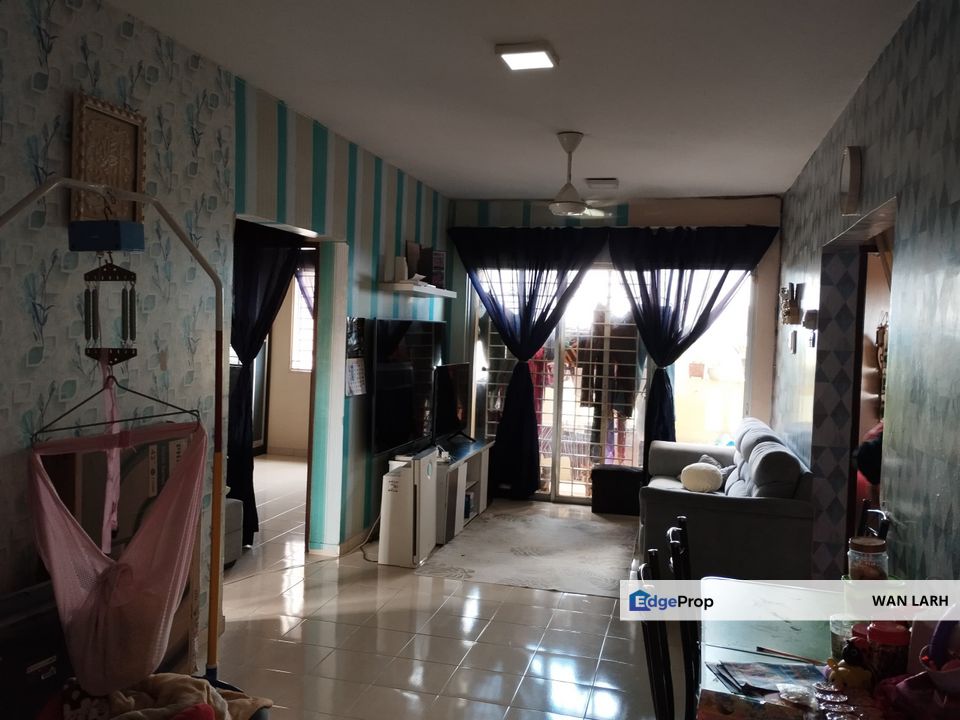 Partially Furnished Apartment Laguna Biru 1, Taman Tasik Biru, Selangor, Rawang