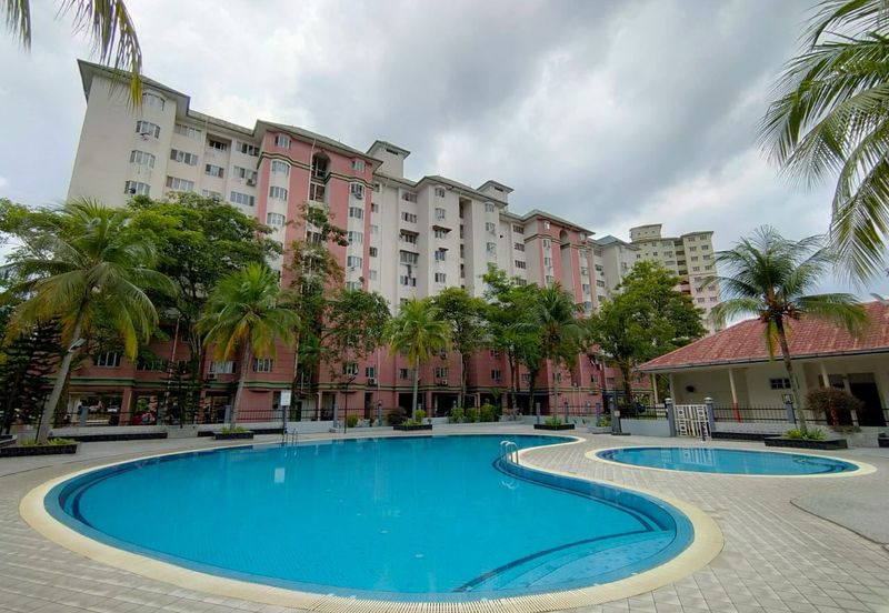 Tasik Heights Apartment