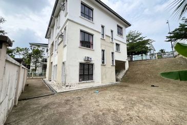 Saujana Villa, Kajang