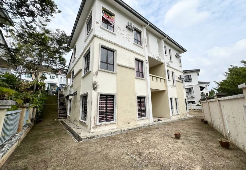 Saujana Villa, Kajang