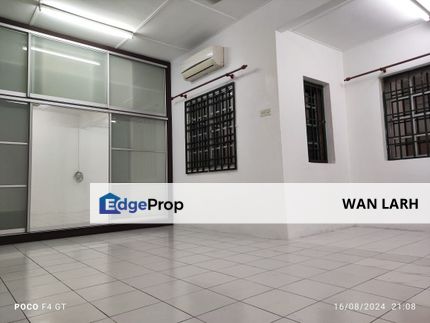 Double Storey Terrace, Seksyen 3 Bandar Baru Bangi., Selangor, Bangi