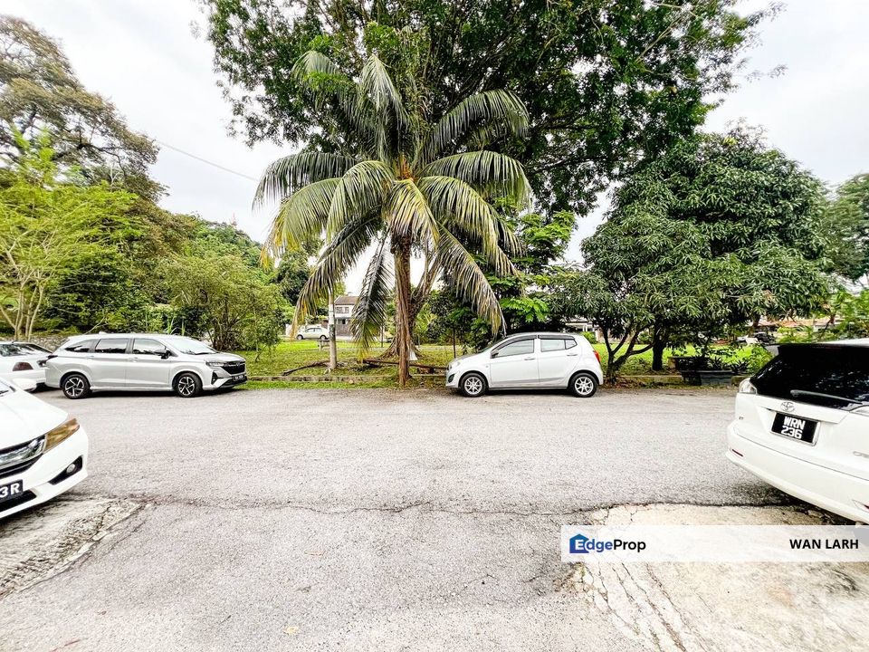 FACING OPEN LAND AREA 20x80 2 Storey Terrace Taman Sri Minang Kajang, Selangor, Kajang