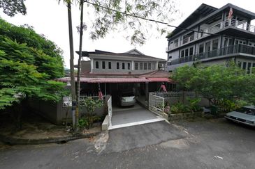  Renovated 2 Storey Terrace Corner Lot Bandar Tasik Selatan, Kuala Lumpur