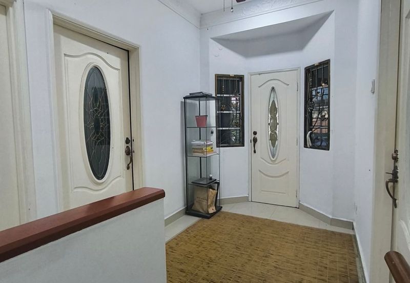  Renovated 2 Storey Terrace Corner Lot Bandar Tasik Selatan, Kuala Lumpur