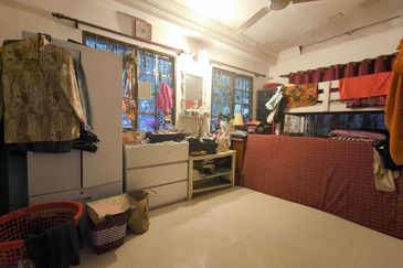  Renovated 2 Storey Terrace Corner Lot Bandar Tasik Selatan, Kuala Lumpur