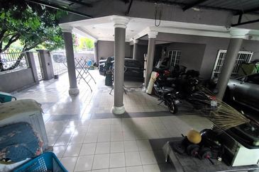  Renovated 2 Storey Terrace Corner Lot Bandar Tasik Selatan, Kuala Lumpur