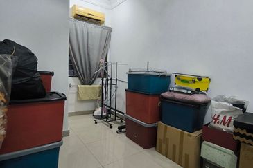  Renovated 2 Storey Terrace Corner Lot Bandar Tasik Selatan, Kuala Lumpur