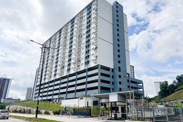 Pangsapuri Puncak Saujana