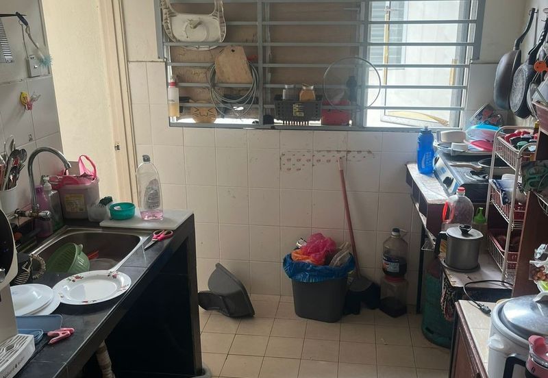 Laman Suria e-Resort Apartment