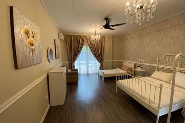 Jalan Pulau Angsa U10/2