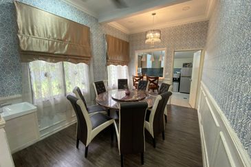 Jalan Pulau Angsa U10/2