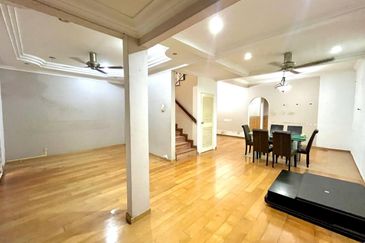 Bandar Tun Hussein Onn