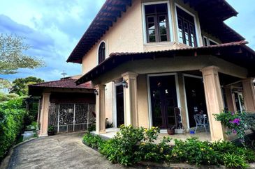 Impian Golf & Country Club