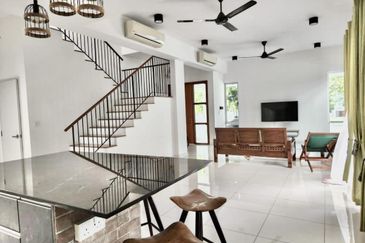 Parkfield Residences, Tropicana Heights