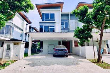 Parkfield Residences, Tropicana Heights