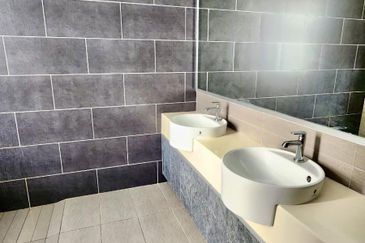 Parkfield Residences, Tropicana Heights