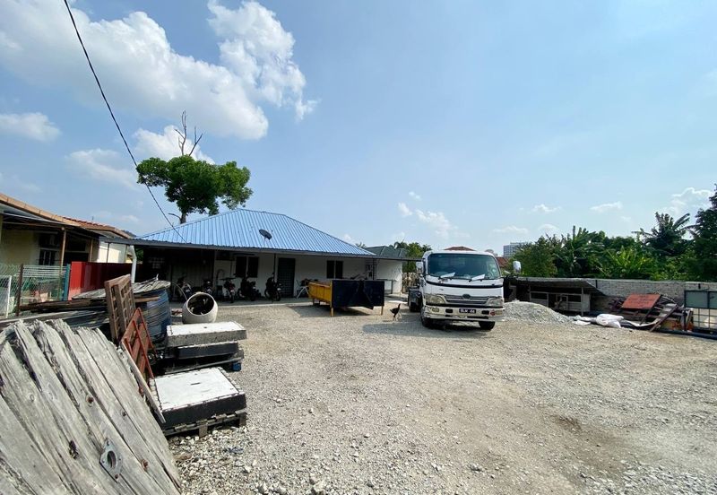 Kampung Abu Bakar Baginda