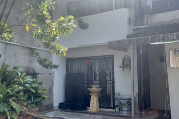 Value buy house for SALE in prime area Subang Jaya