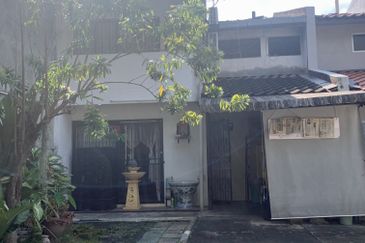 Value buy house for SALE in prime area Subang Jaya