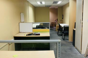 FOR SALE OFFICE UNIT SUBANG BUSINESS CENTRE