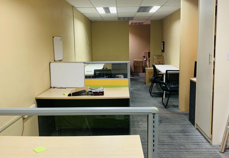 FOR SALE OFFICE UNIT SUBANG BUSINESS CENTRE