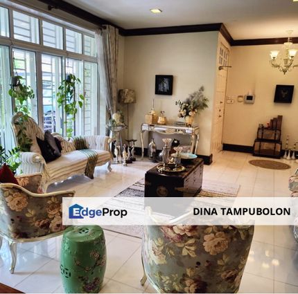 For SALE Lush Green in Beautiful Bungalow in SS19, Selangor, Subang Jaya
