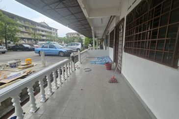 Subang Perdana Goodyear Court 2