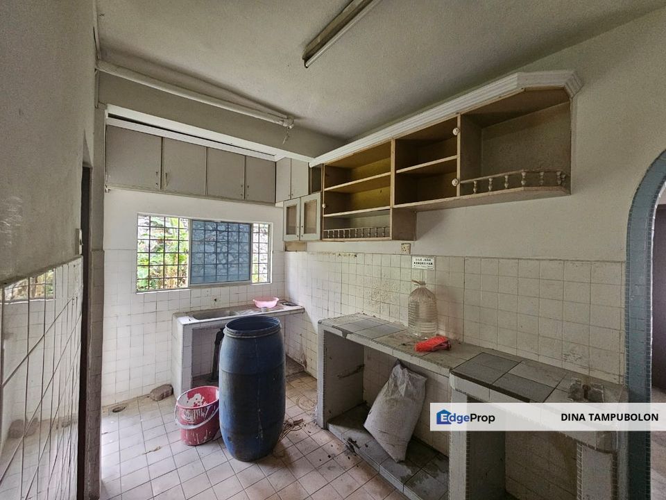 Renovated GROUND floor Goodyear Court 2 For RENT, Selangor, USJ